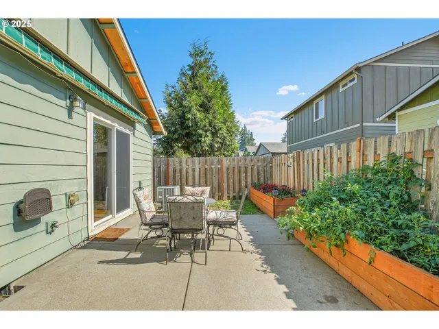 $445,000 | 2768 29th Avenue, Forest Grove, OR 97116