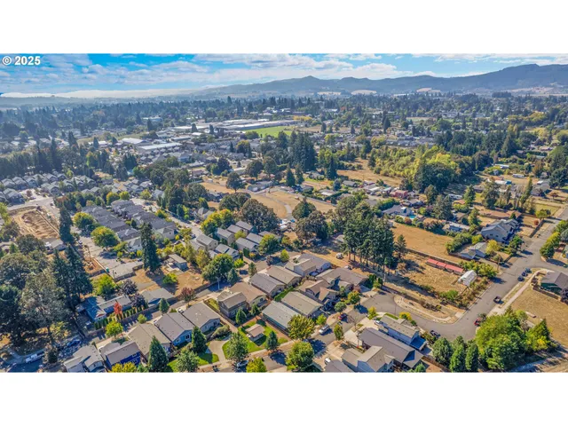 $445,000 | 2768 29th Avenue, Forest Grove, OR 97116