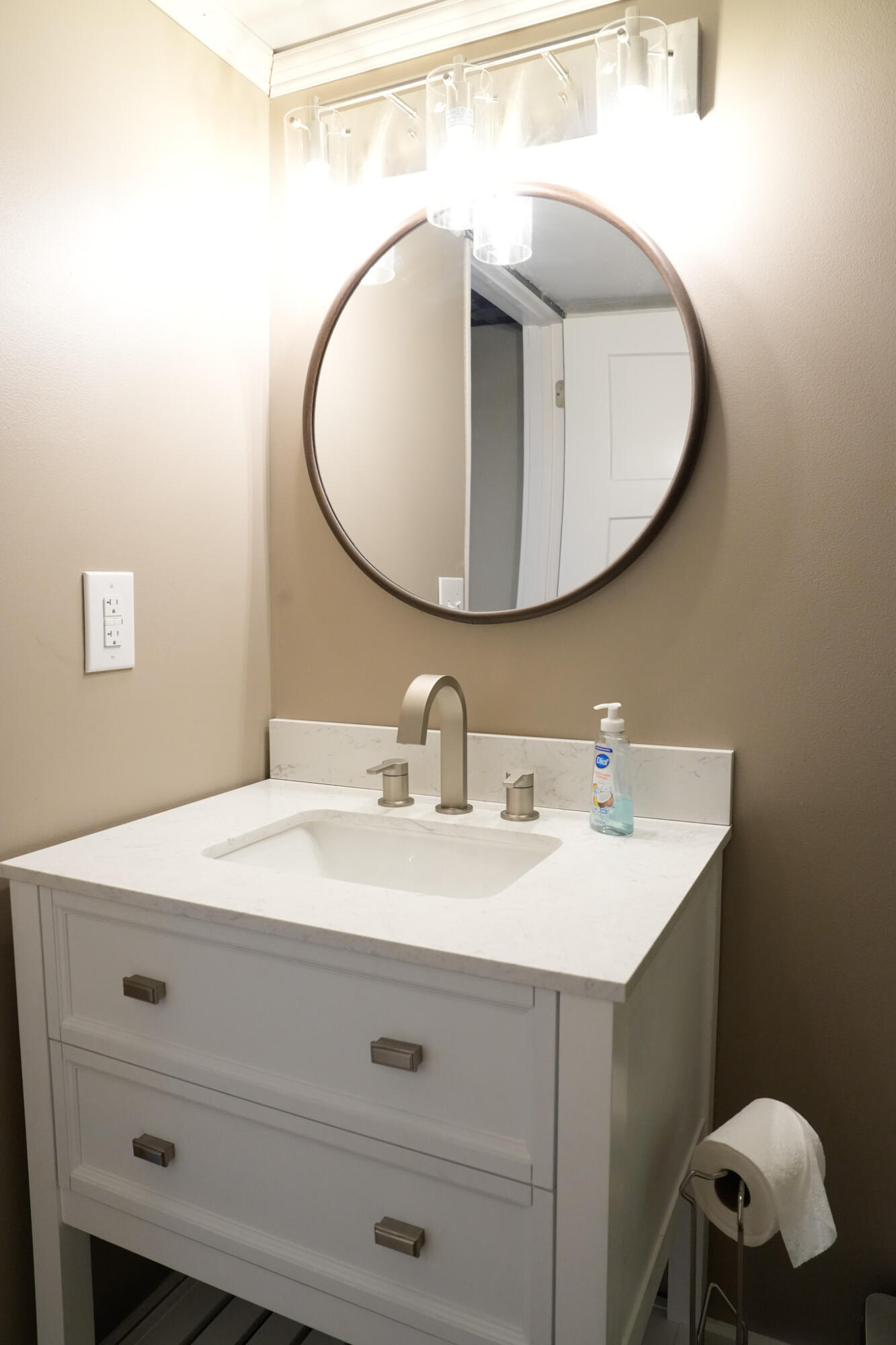 921 Ridgecrest Drive Roanoke, VA 24019 - Photo 22 of 32 _DSC8841