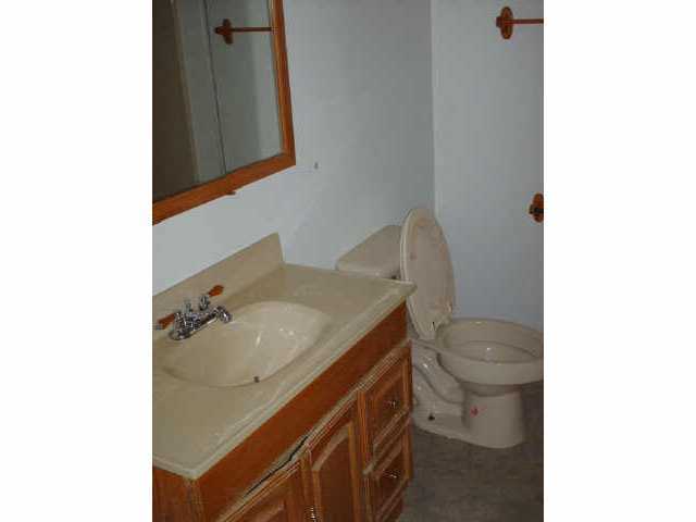 7095 Justus Road Southwest Stoutsville, OH 43154 - Photo 2 of 9