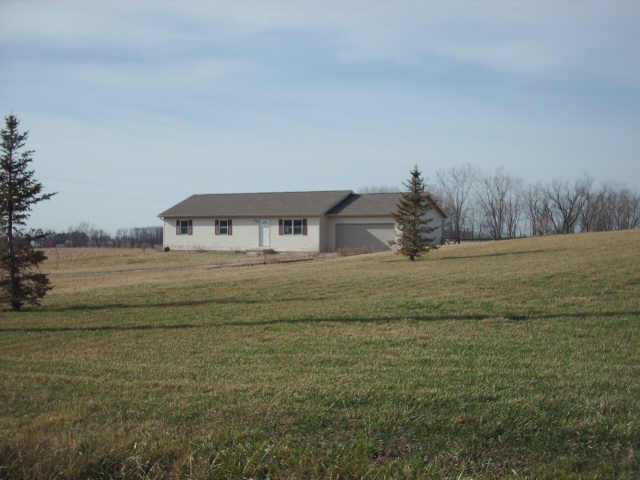 7095 Justus Road Southwest Stoutsville, OH 43154 - Photo 5 of 9