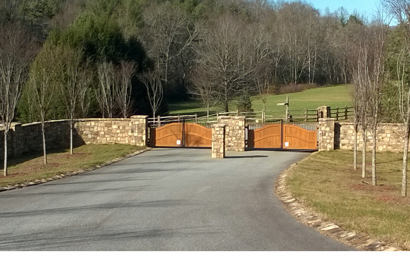 31 Saddleback Trail Blue Ridge, GA 30513 - Photo 1 of 1 a view of a yard with basketball court