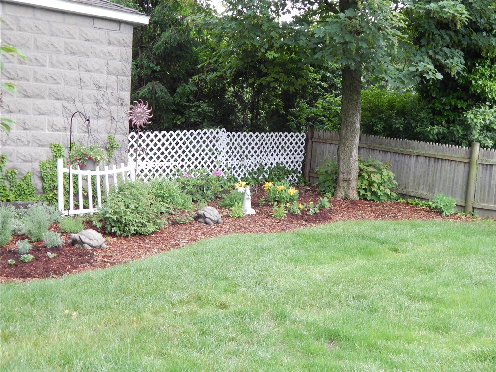 2 Tyler Point Road Barrington, RI 02806 - Photo 21 of 26