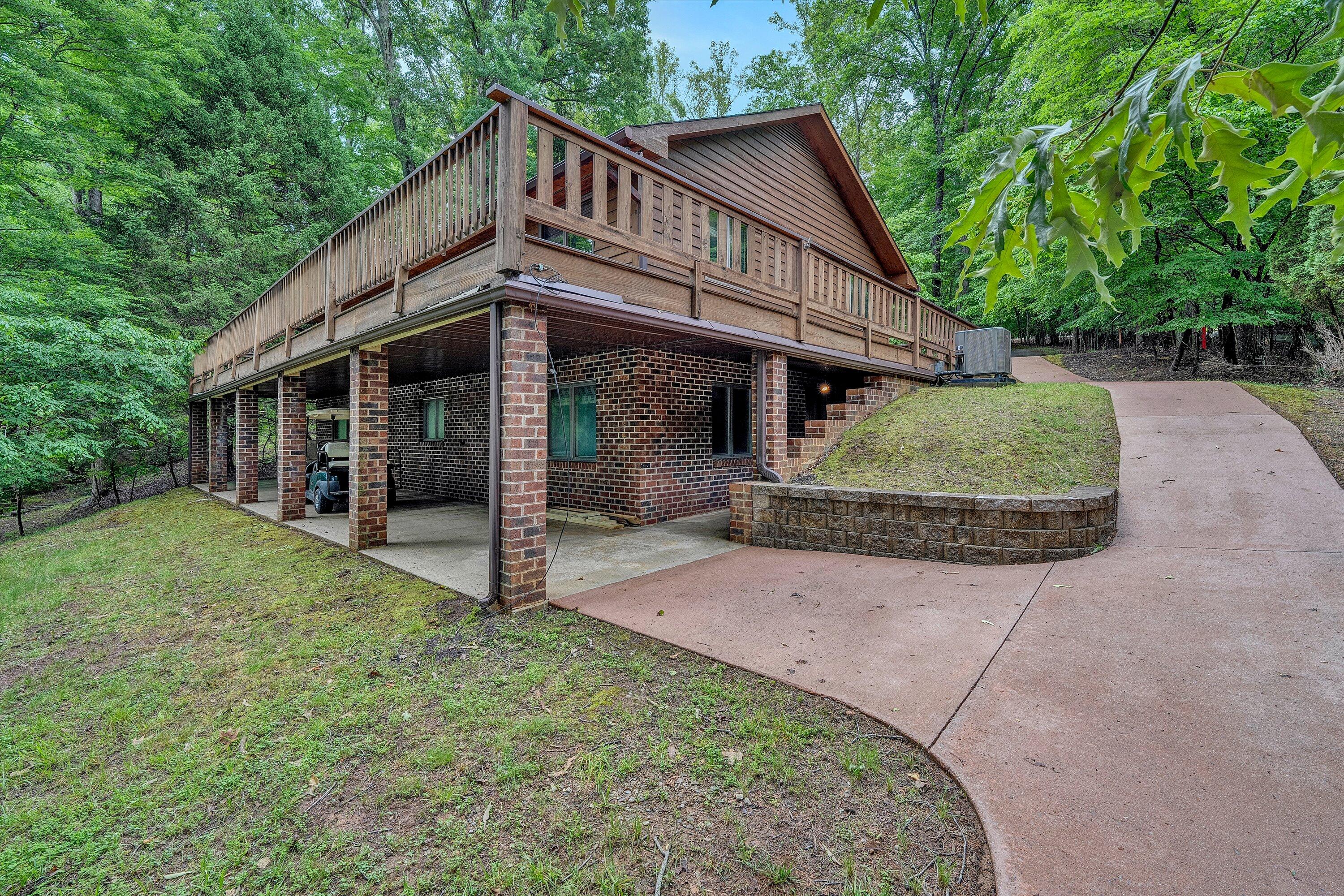 211 Wilderness Way Moneta, VA 24121 - Photo 6 of 41 04-SGP-88