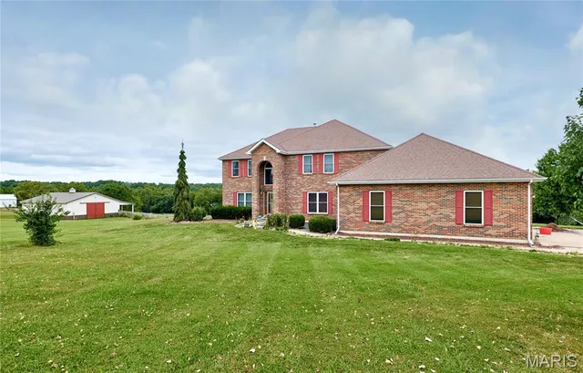 $649,900 | 51 Fox Hollow Lane, Eolia, MO 63344