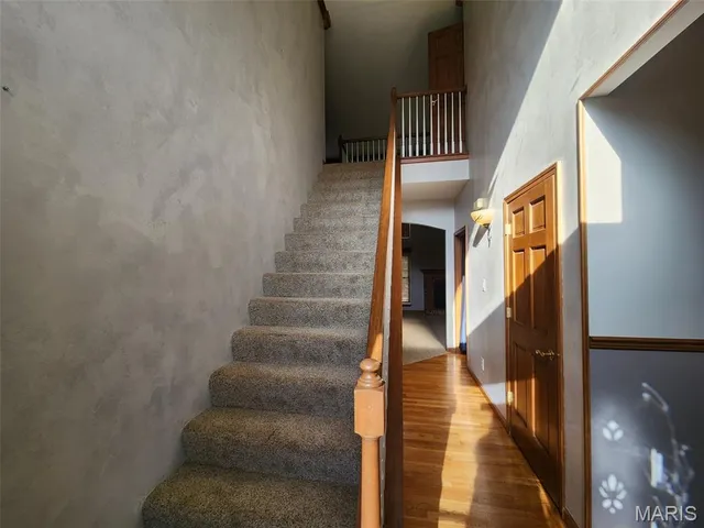 $649,900 | 51 Fox Hollow Lane, Eolia, MO 63344