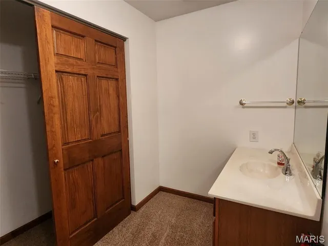 $649,900 | 51 Fox Hollow Lane, Eolia, MO 63344