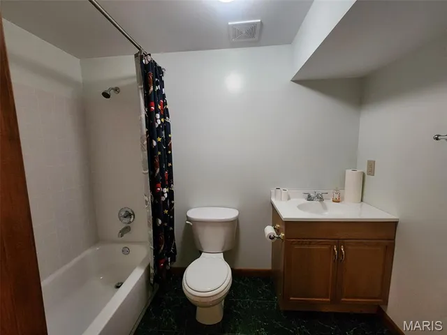 $649,900 | 51 Fox Hollow Lane, Eolia, MO 63344