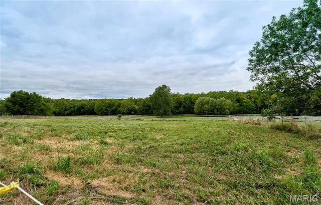 $649,900 | 51 Fox Hollow Lane, Eolia, MO 63344