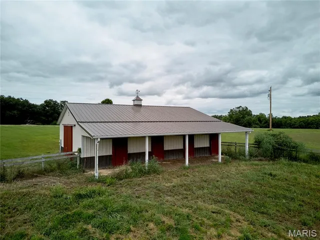 $649,900 | 51 Fox Hollow Lane, Eolia, MO 63344