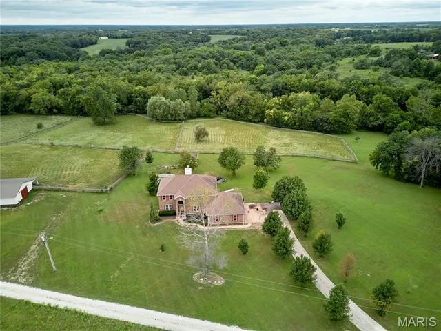 $649,900 | 51 Fox Hollow Lane, Eolia, MO 63344