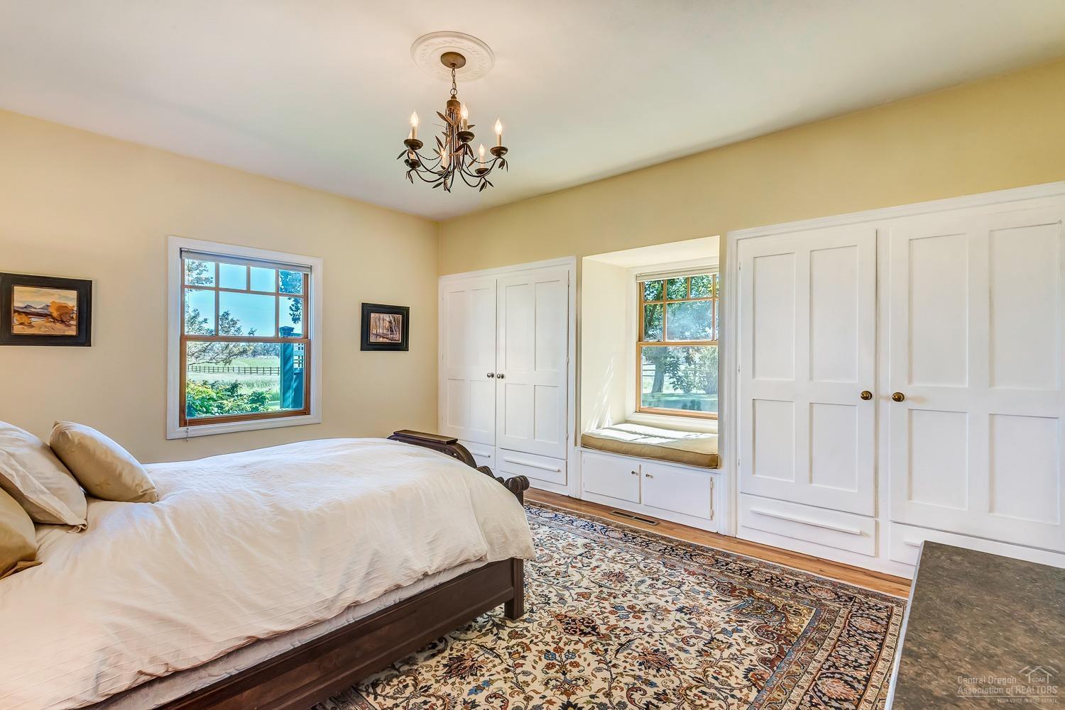 20325 Sturgeon Road Bend, OR 97703 - Photo 12 of 25 Gallery Image 12