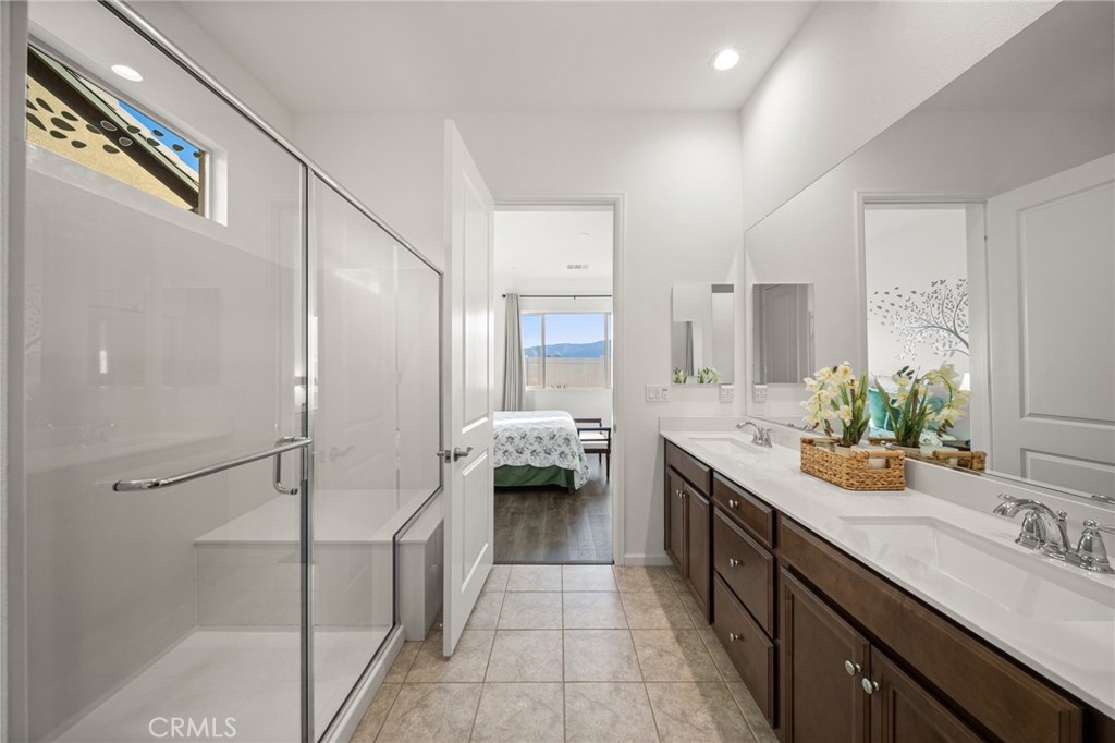 11855 Sagecrest Court Corona, CA 92883 - Photo 28 of 67