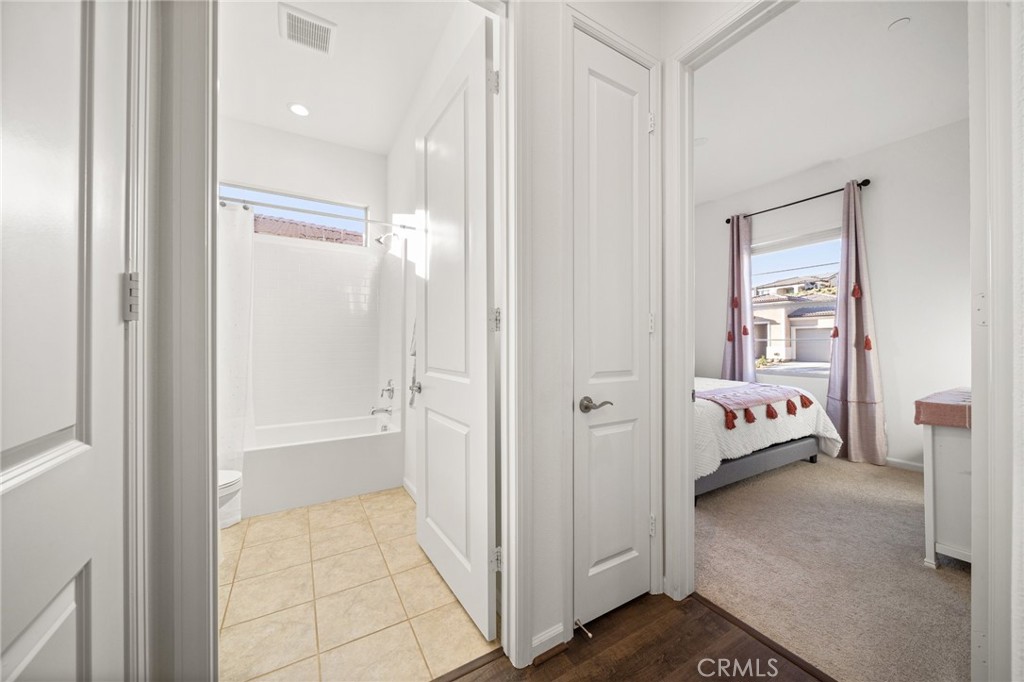 11855 Sagecrest Court Corona, CA 92883 - Photo 8 of 67