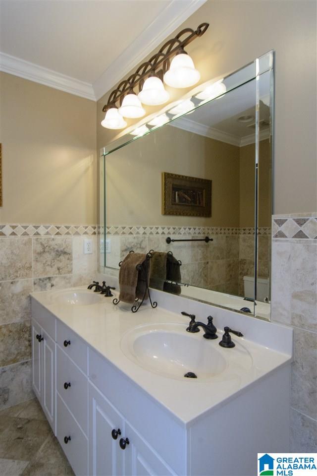 1865 Shades Crest Road Vestavia Hills, AL 35216 - Photo 32 of 50
