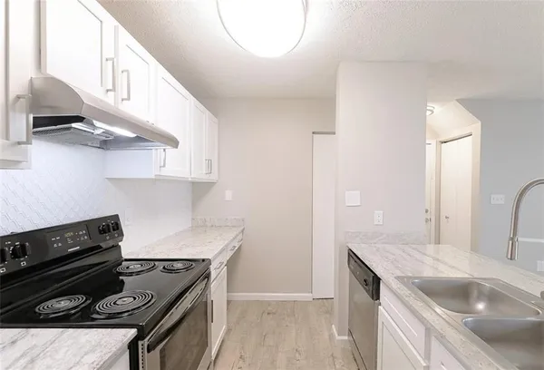$1,435 | 1305 Bridle Trail, Coraopolis, PA 15108