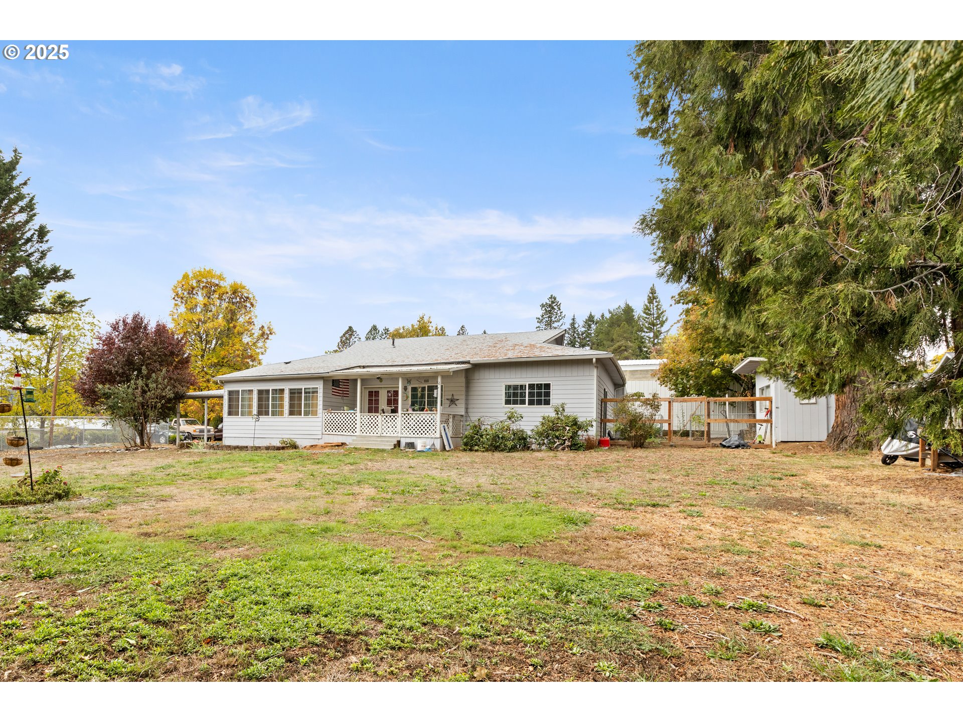 2414 Brockway Road Winston, OR 97496 - Photo 15 of 36