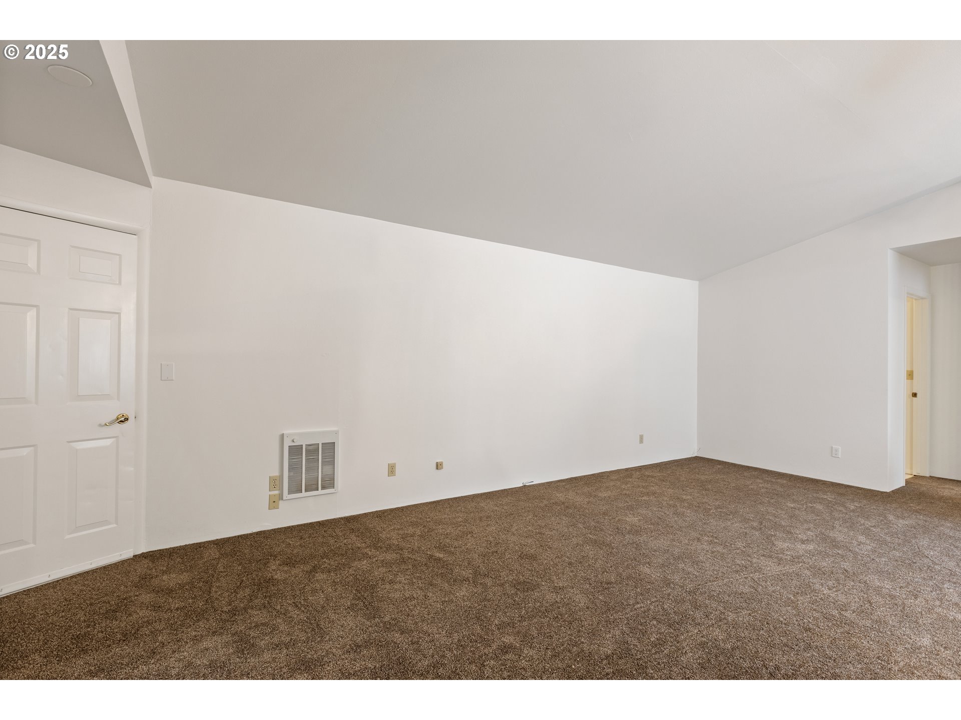 2414 Brockway Road Winston, OR 97496 - Photo 22 of 36