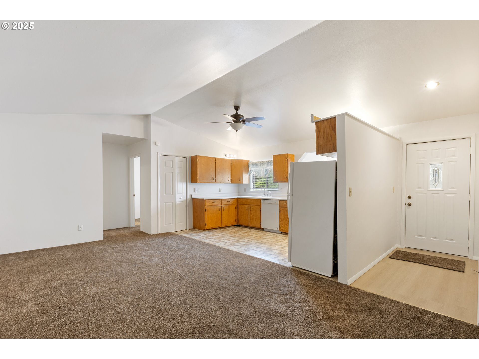 2414 Brockway Road Winston, OR 97496 - Photo 23 of 36