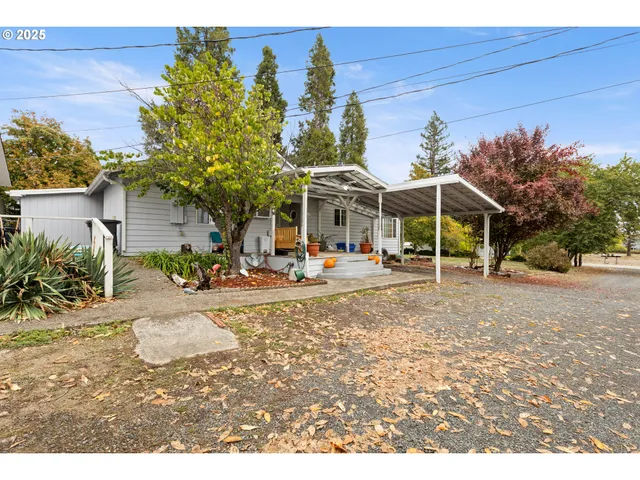 $439,000 | 2414 Brockway Road, Winston, OR 97496