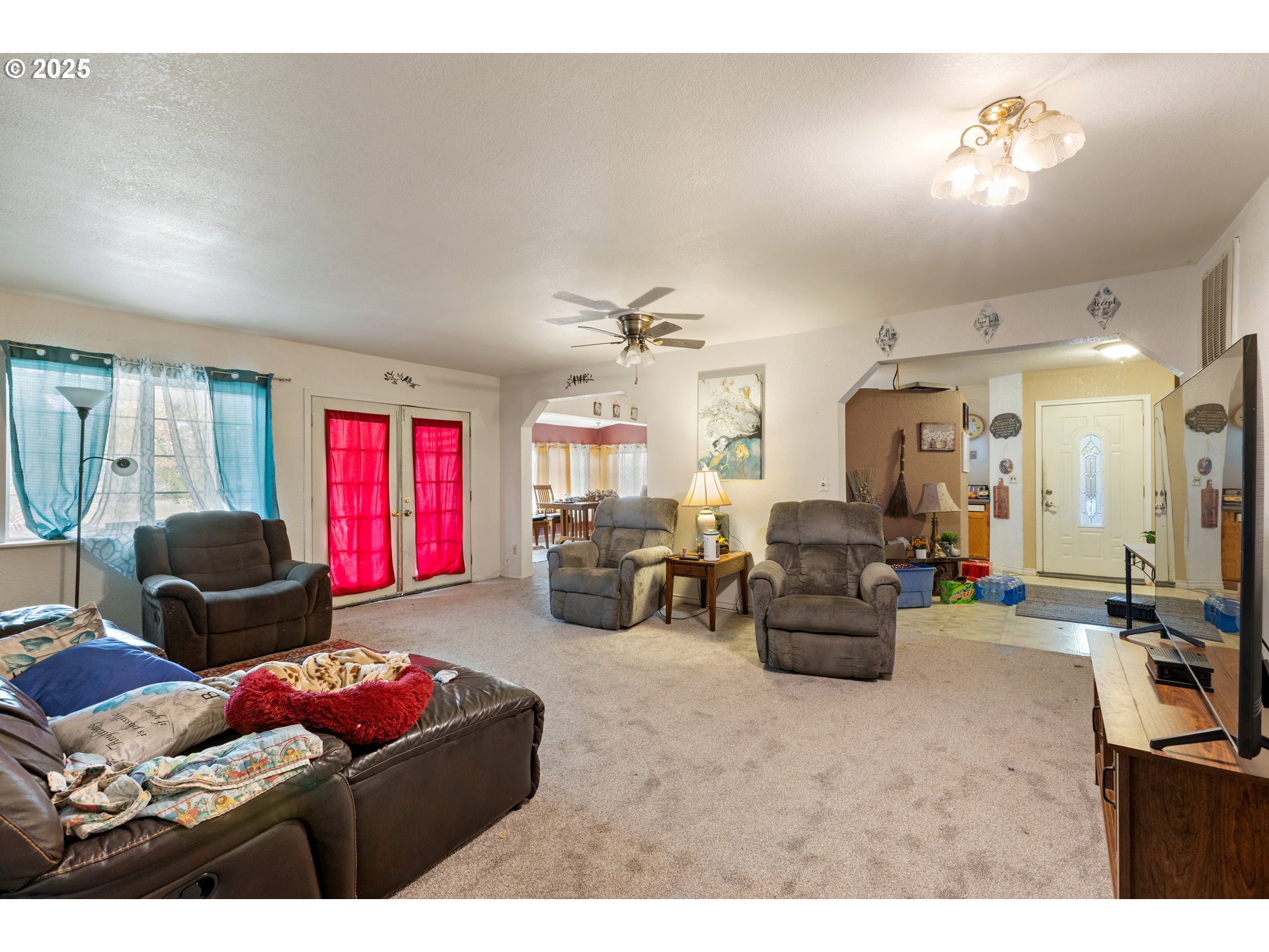 2414 Brockway Road Winston, OR 97496 - Photo 7 of 36