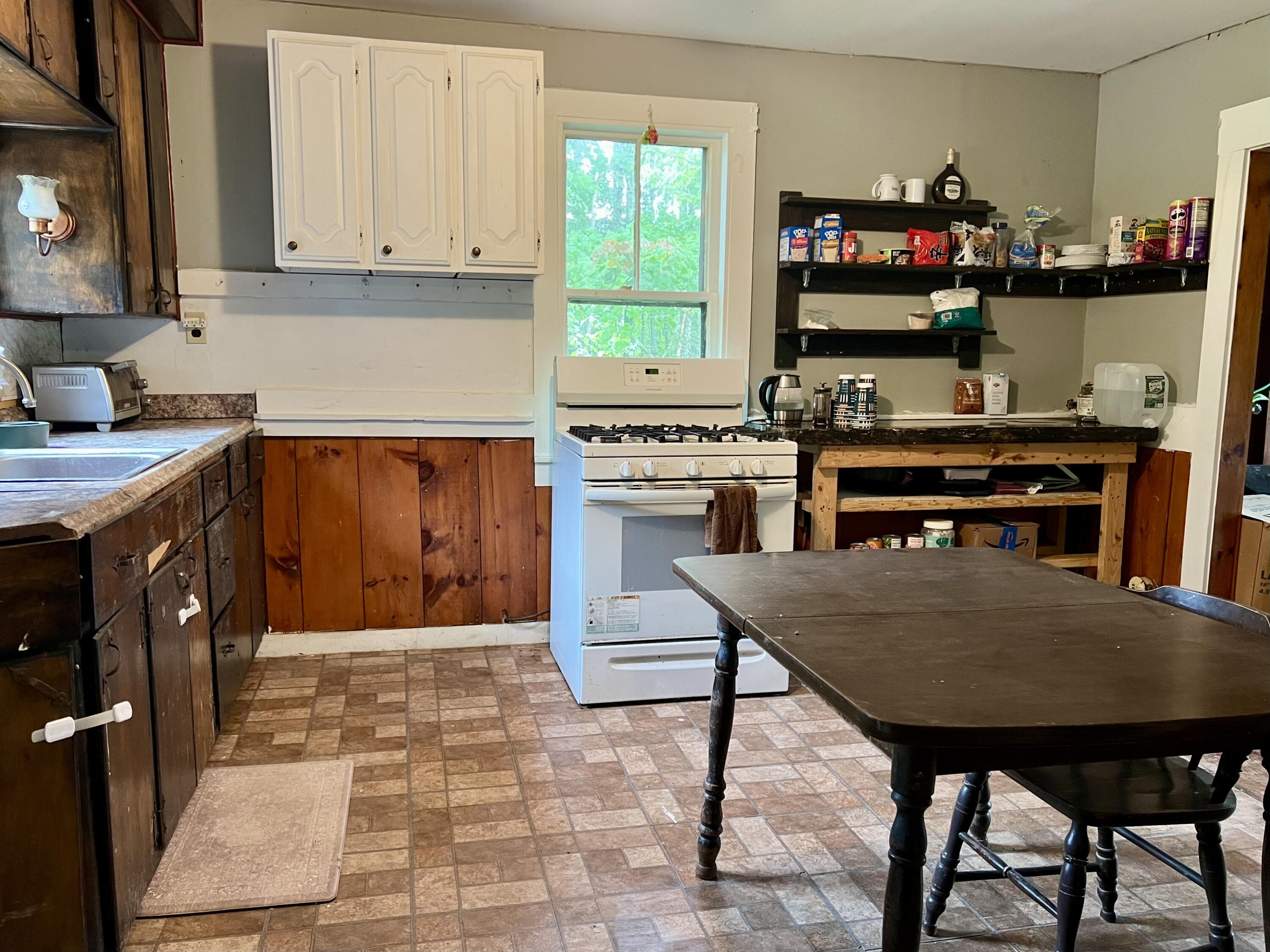 92 Back Searsport Road Belfast, ME 04915 - Photo 4 of 34 IMG_6168
