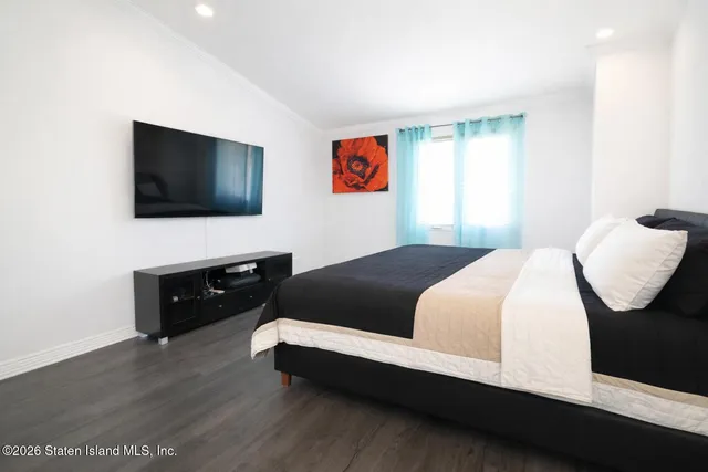 $550,000 | 22 Zeck Court, Unit A | Graniteville