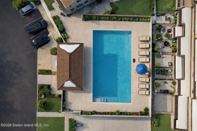 $550,000 | 22 Zeck Court, Unit A | Graniteville