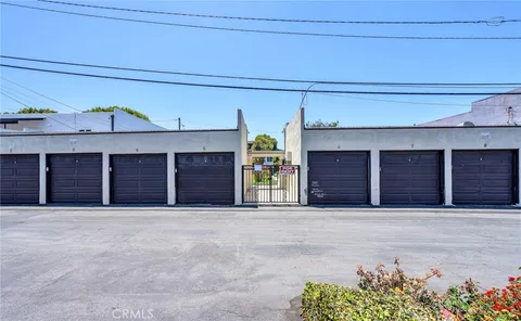 $3,100 | 544 Glenneyre Street, Unit 2, Laguna Beach, CA 92651