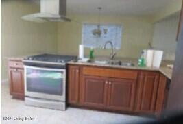 508 Hill Ridge Road Louisville, KY 40214 - Photo 7 of 10 kitchen