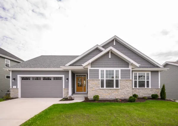 520 Fox Den Drive, Oregon, WI 53575