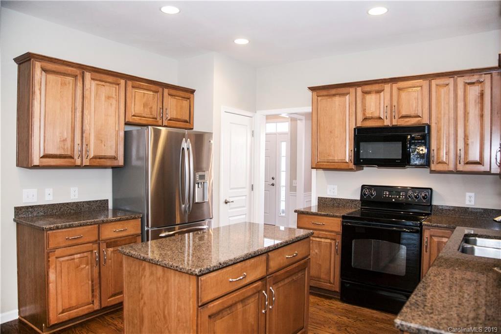 3302 Darlington Road Matthews, NC 28105 - Photo 5 of 24 Gallery Image 5