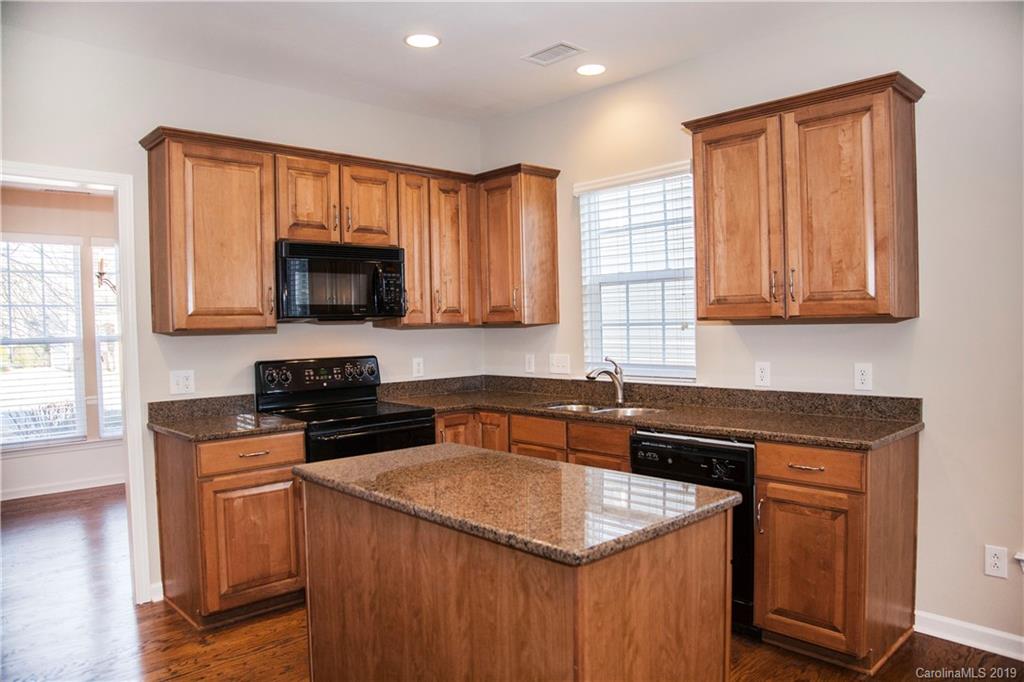 3302 Darlington Road Matthews, NC 28105 - Photo 6 of 24 Gallery Image 6