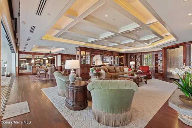 $5,750,000 | 2031 South Island Green Drive, Coeur D'Alene, ID 83814