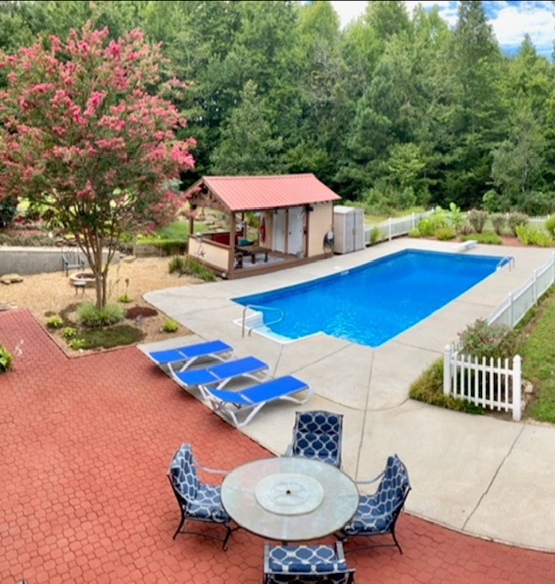 670 Armstrong Road Southeast Cleveland, TN 37323 - Photo 13 of 16