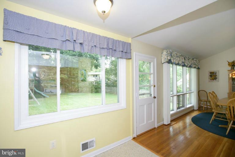 10810 Lombardy Road Silver Spring, MD 20901 - Photo 7 of 24 Kitchen