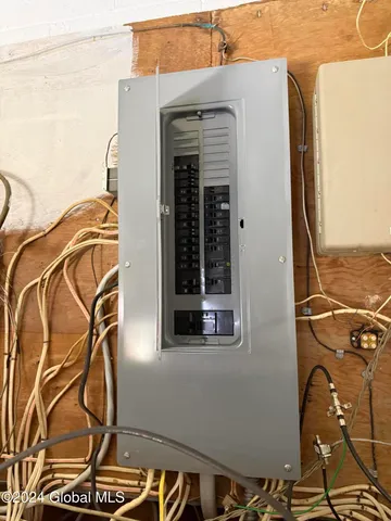 $409,999 | 25 Kling Terrace, Voorheesville, NY 12186