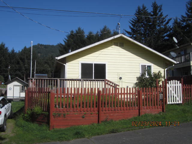 209 Spring Road Shelter Cove, CA 95589 - Photo 4 of 27 IMG_4459