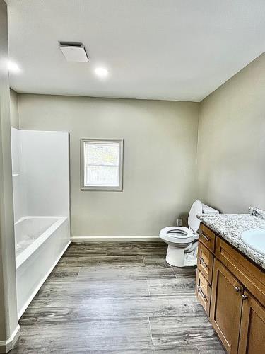 124 Johnson Street Barnesville, GA 30204 - Photo 4 of 13