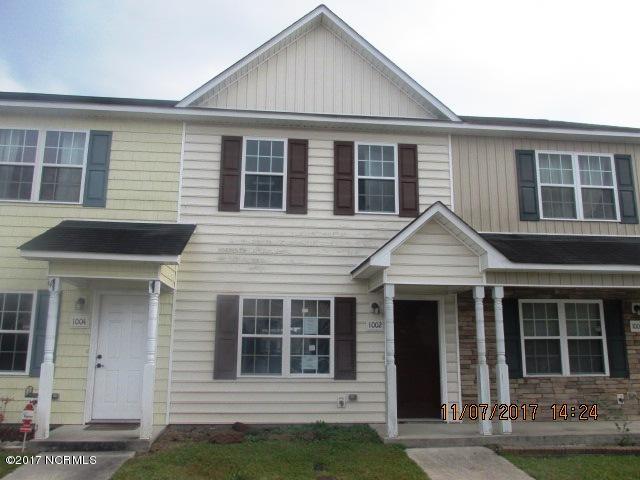 1002 Banister Loop Jacksonville, NC 28546 - Photo 1 of 10 Front View