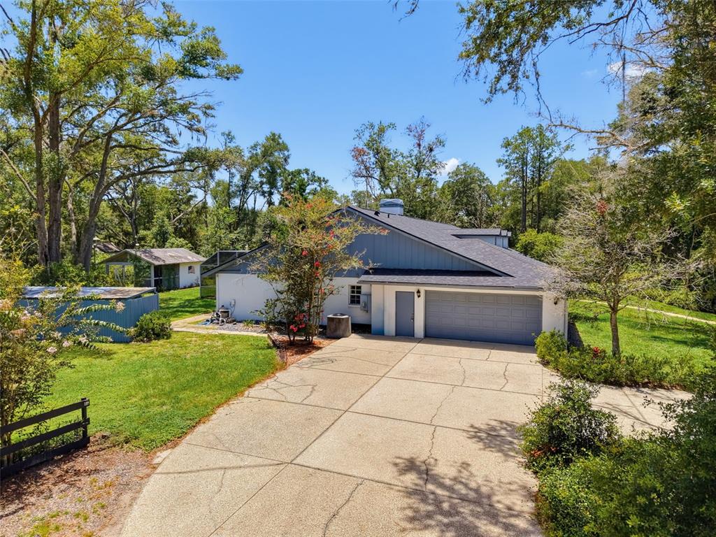 15234 Scanio Drive Spring Hill, FL 34610 - Photo 3 of 99