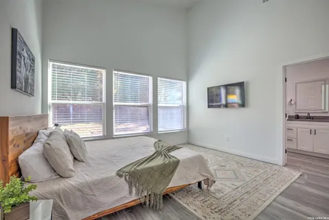 $349,000 | 1827 Live Oak Drive, Canyon Lake, TX 78133