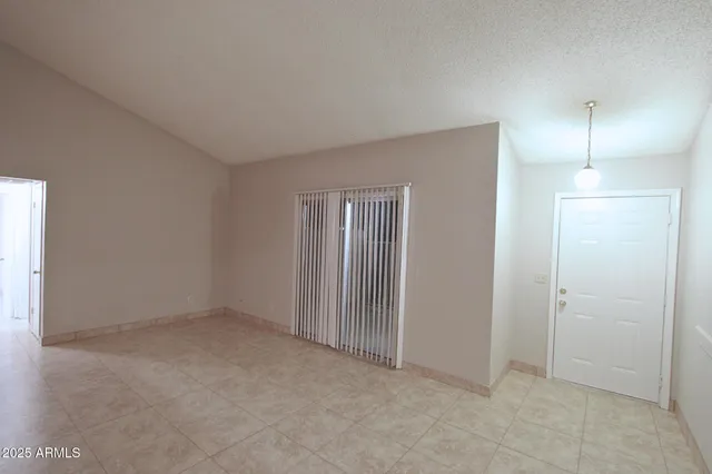 $1,250 | 1495 East 29th Avenue, Unit 3, Apache Junction, AZ 85119