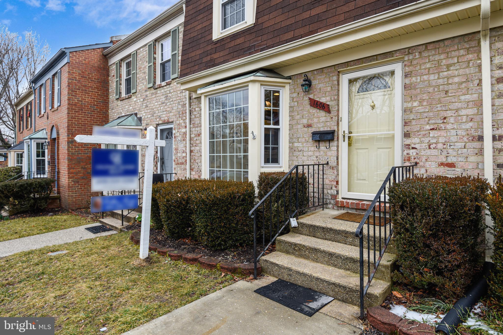 1606 Angus Court Crofton, MD 21114 - Photo 2 of 36 Front Entrance
