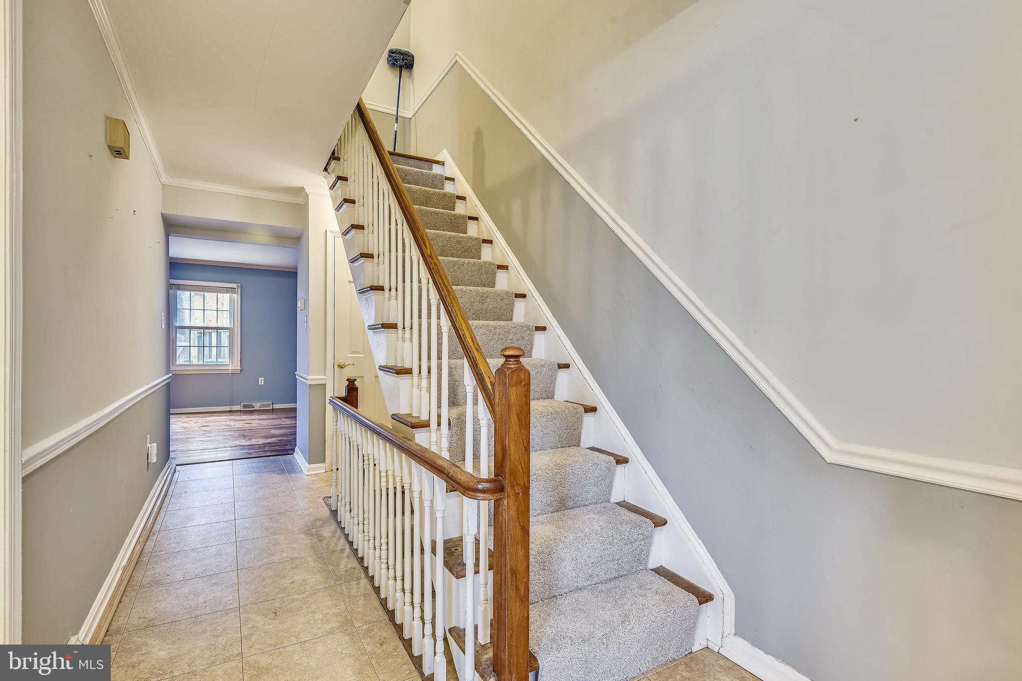 1606 Angus Court Crofton, MD 21114 - Photo 4 of 36 Foyer