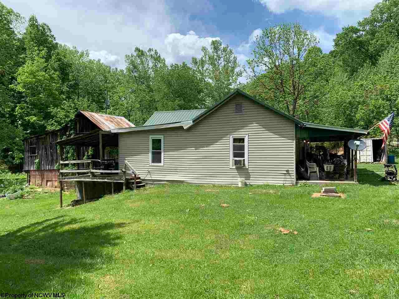 3835 Riggins West Union West Union, WV 26456 - Photo 3 of 15 Gallery Image 3