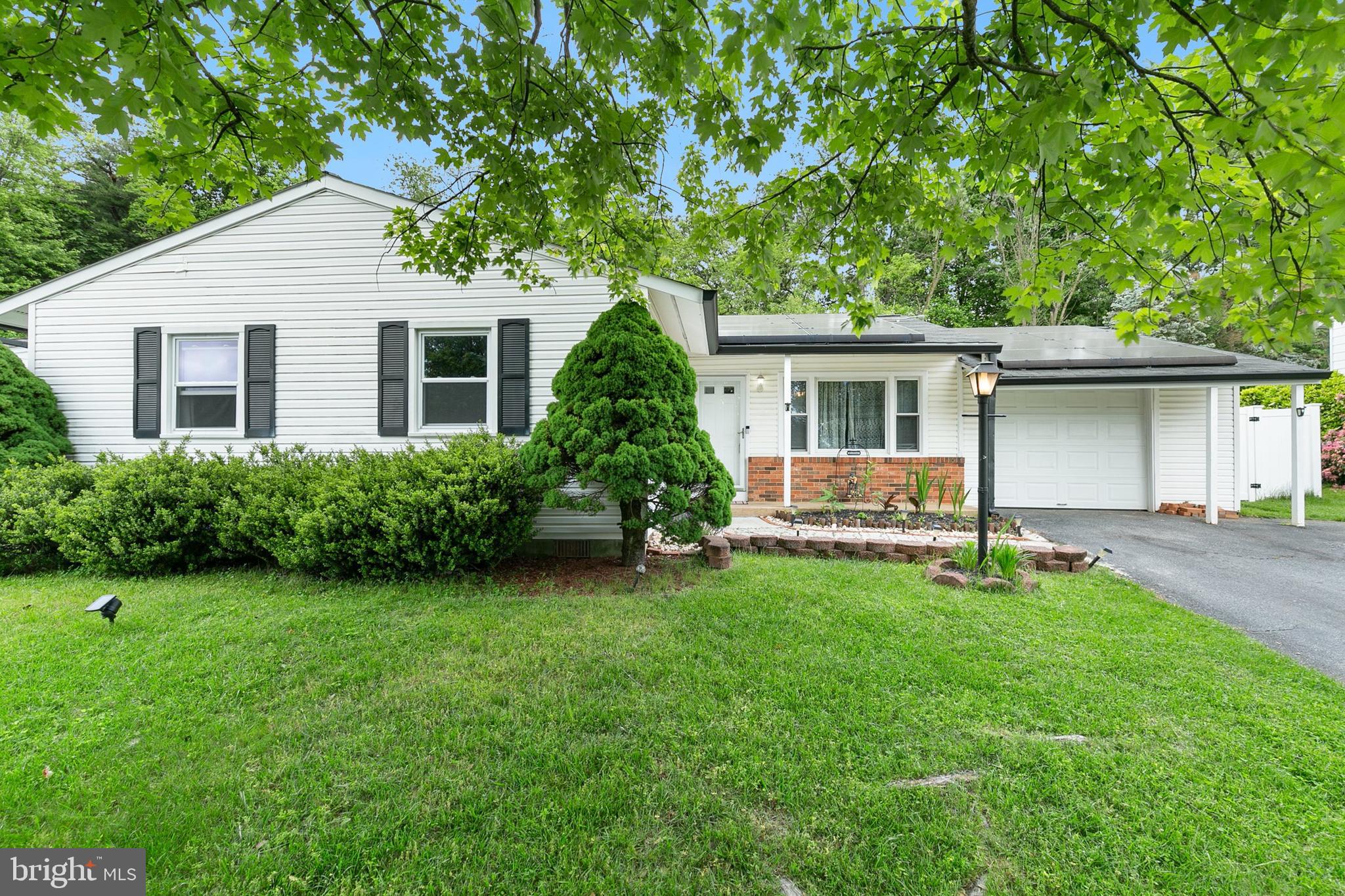 11929 Bayswater Road Gaithersburg, MD 20878 - Photo 1 of 61