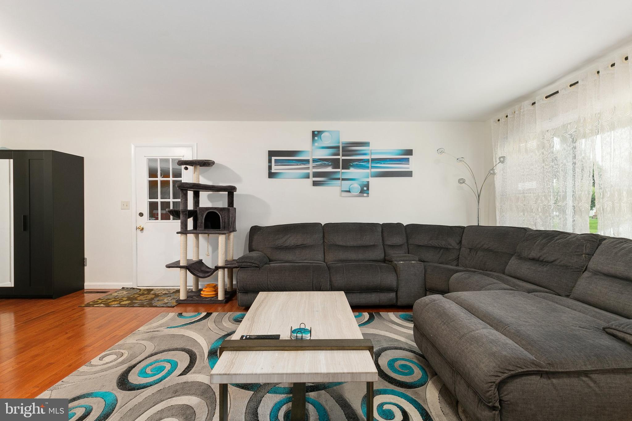 11929 Bayswater Road Gaithersburg, MD 20878 - Photo 12 of 61