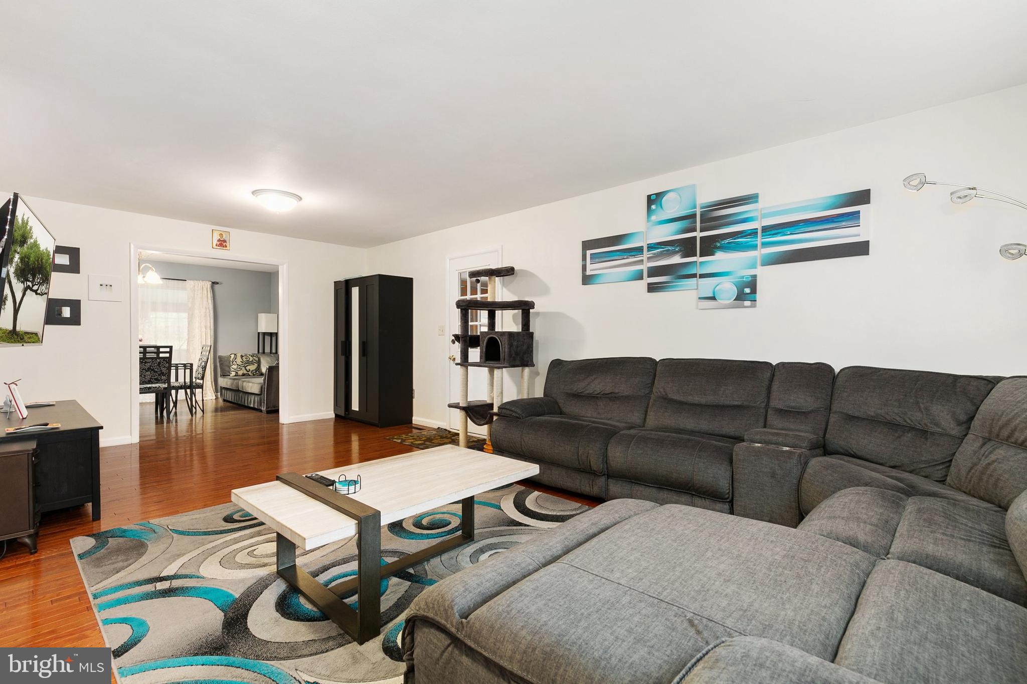 11929 Bayswater Road Gaithersburg, MD 20878 - Photo 13 of 61