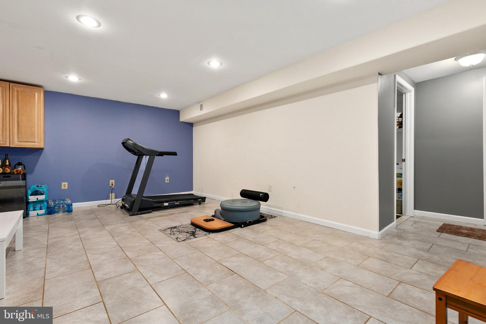 11929 Bayswater Road Gaithersburg, MD 20878 - Photo 38 of 61
